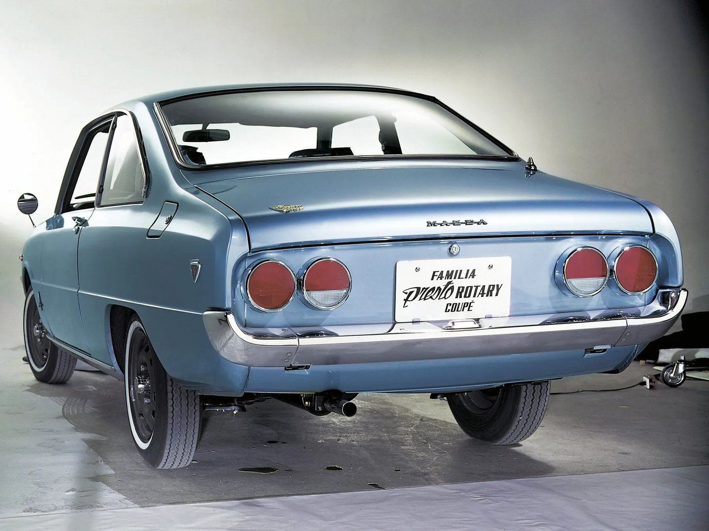 Mazda_Familia_2_generation__Coupe__1.jpg
