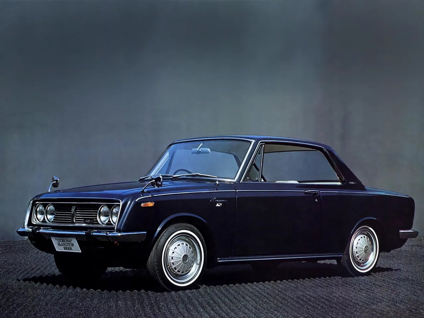 Toyota_Corona_3_generation__Coupe_Hardtop__5.jpg