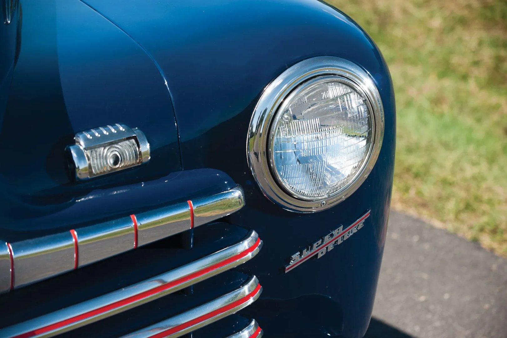 Ford_V8_3_generation__Sedan_2-doors__9.jpg