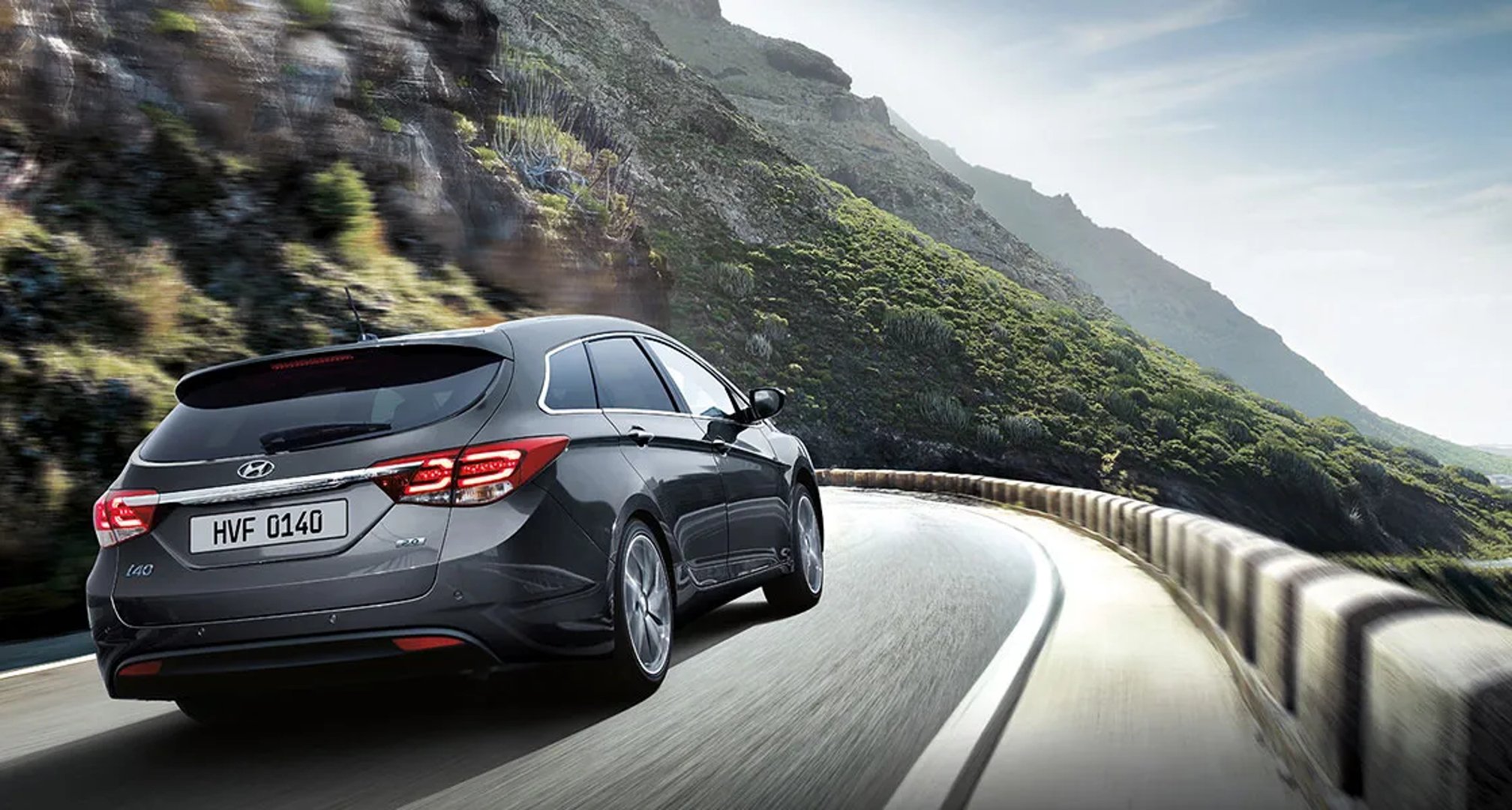 Hyundai_i40_1_generation_restyling__Estate_5-door__12.jpg
