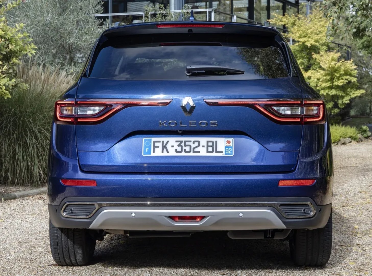 Renault_Koleos_2_generation_restyling__SUV_5-doors__4.jpg