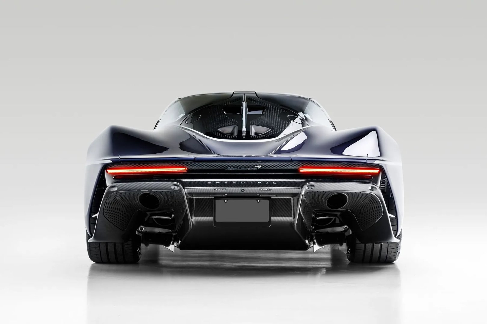 McLaren_Speedtail_1_generation__Coupe__11.jpg