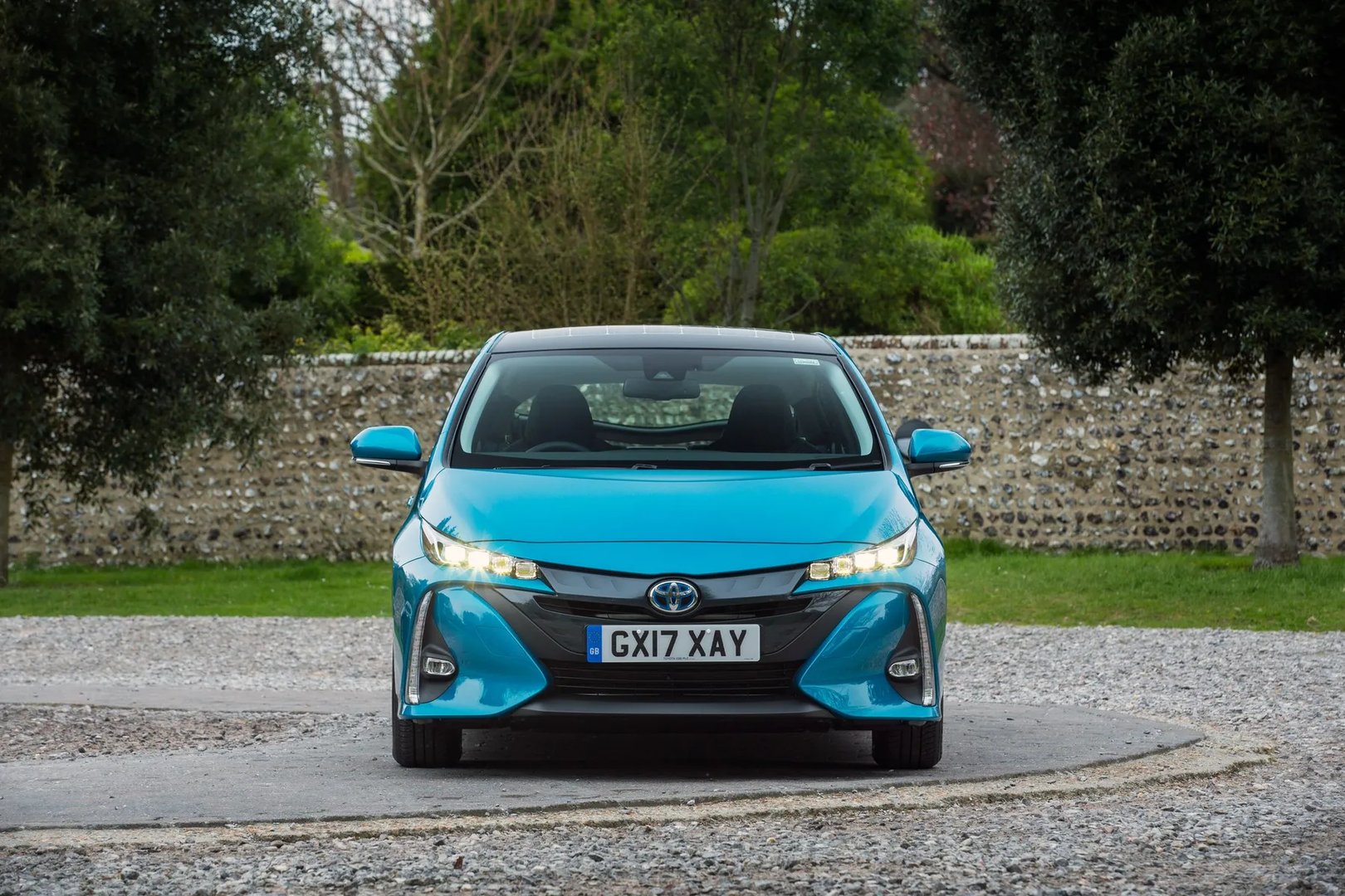 Toyota_Prius_Plug-In_4_generation_restyling__Liftback__3.jpg