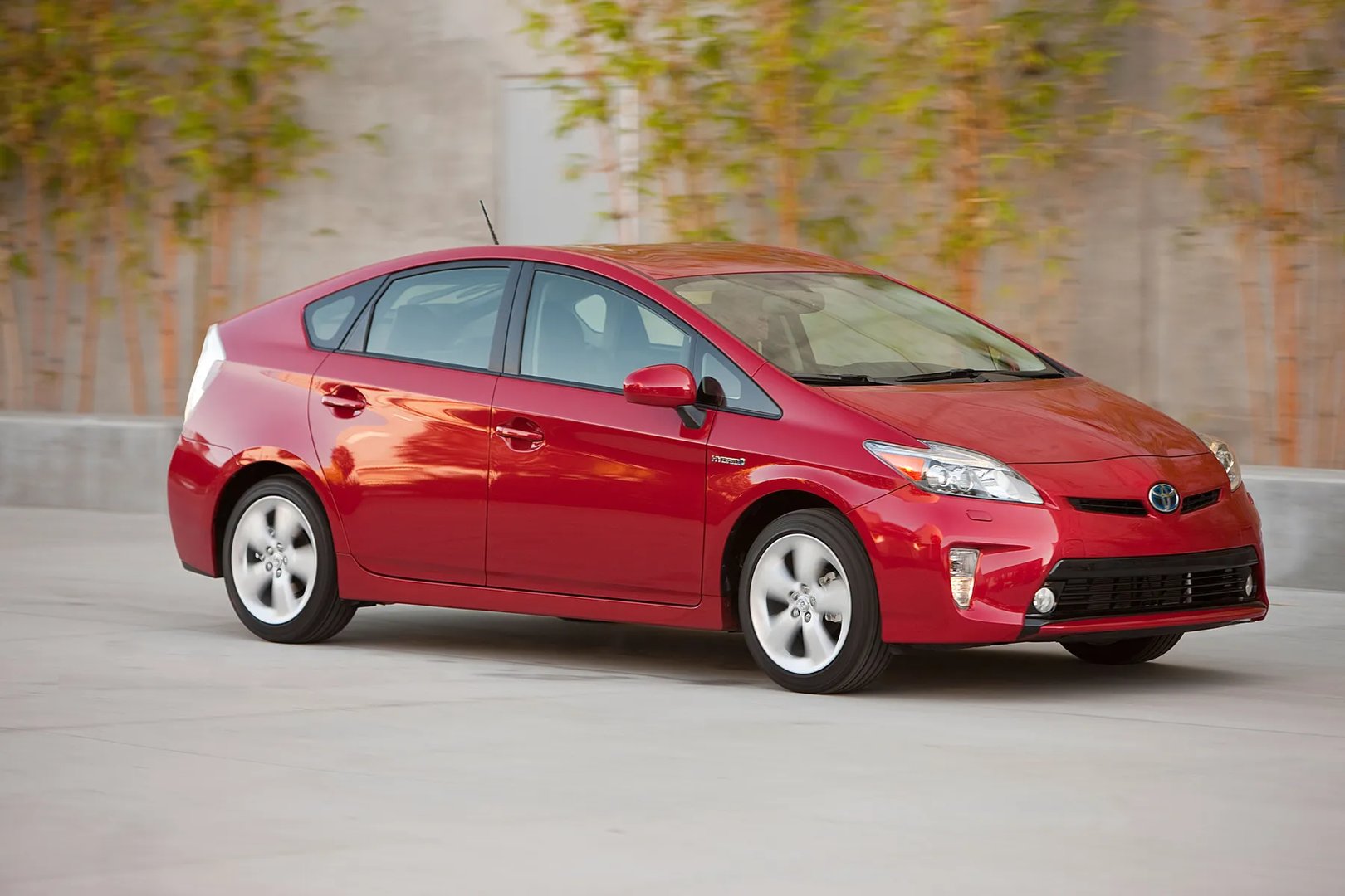 Toyota_Prius_3_generation_restyling__Liftback__13.jpg