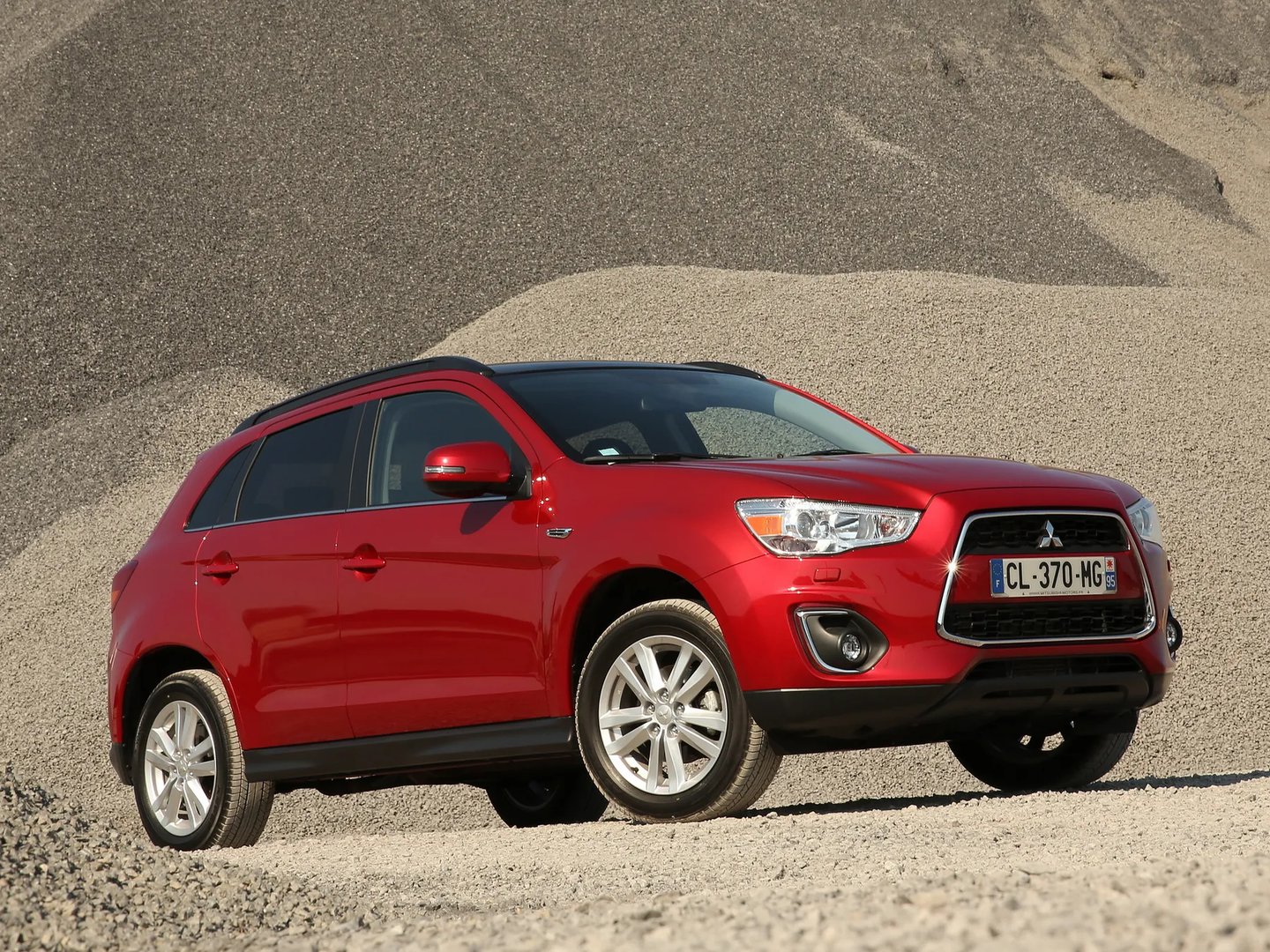 Mitsubishi_ASX_1_generation_restyling__SUV_5-doors__6.jpg