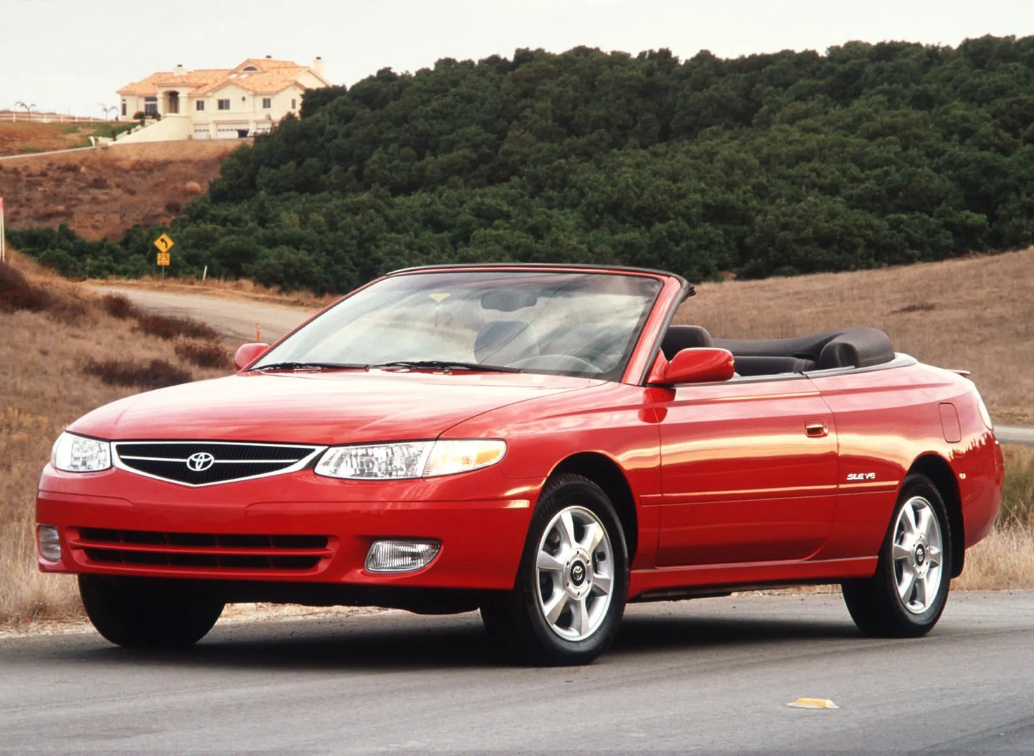 Toyota_Camry_Solara_1_generation__Cabrio__1.jpg