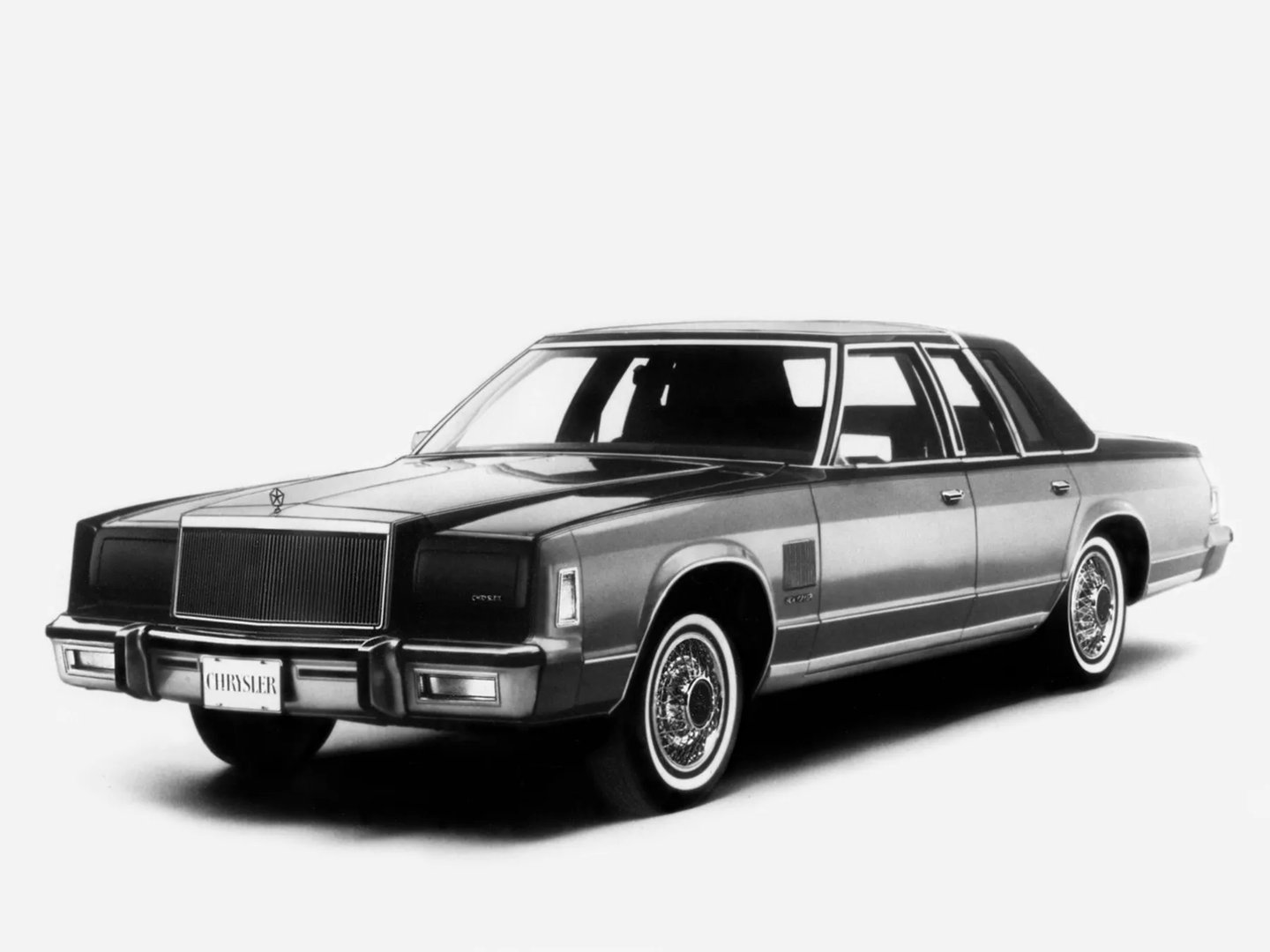 Chrysler_New_Yorker_10_generation__Sedan__2.jpg