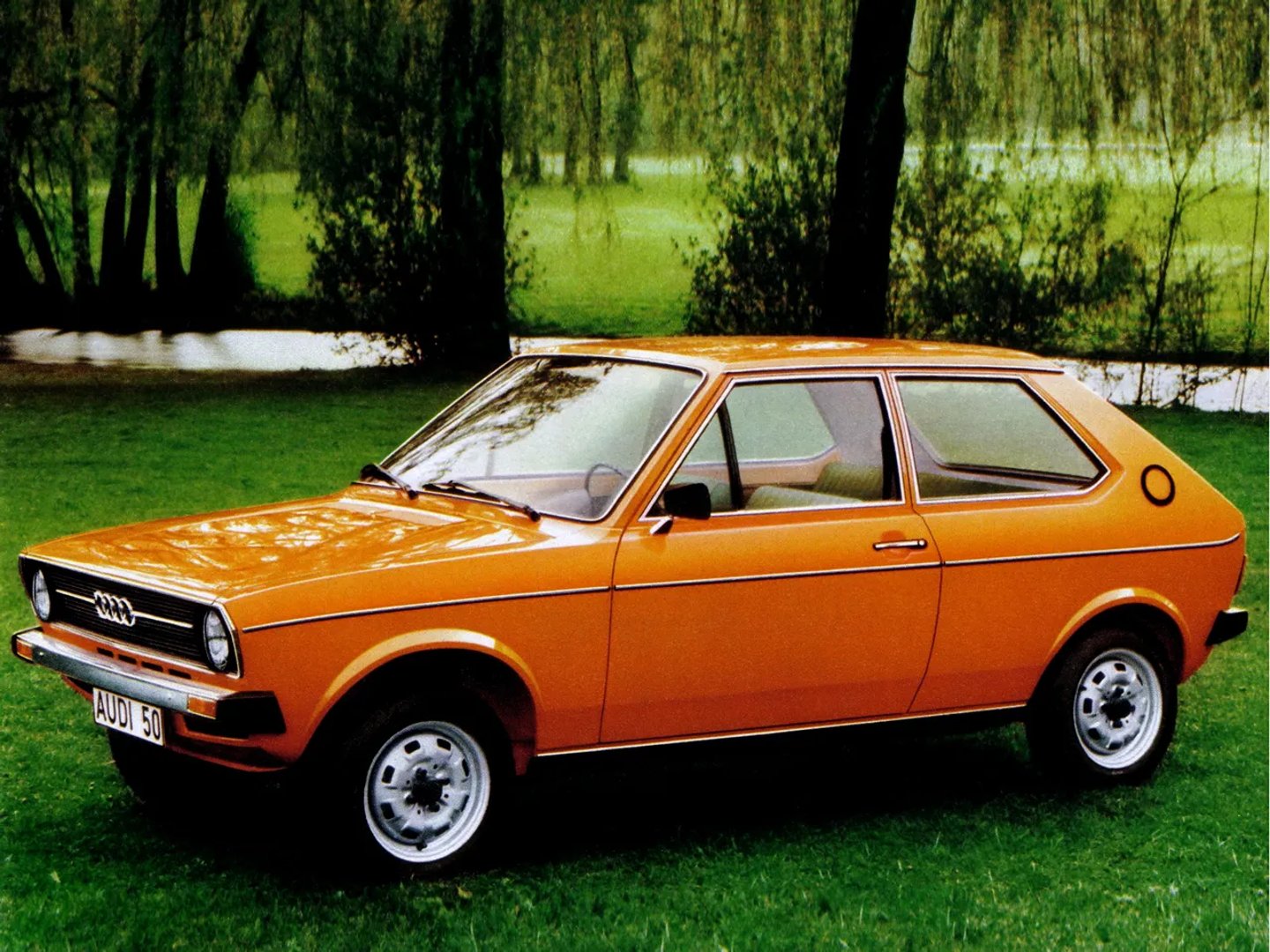 Audi_50_1_generation__Hatchback_3-door__1.jpg