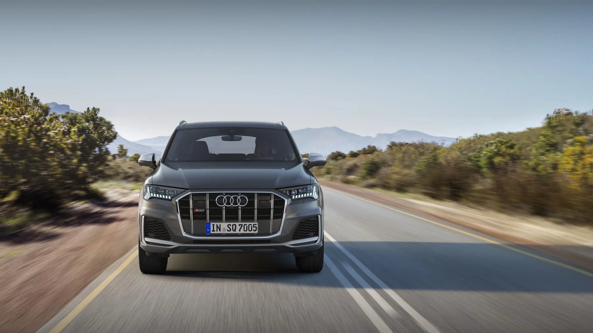 Audi_SQ7_1_generation_restyling__SUV_5-doors__2.jpg