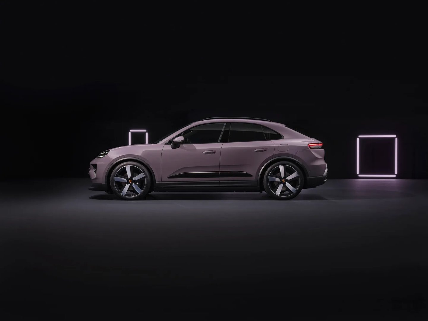porsche_Macan_2_generation__SUV_5-doors__5.jpg