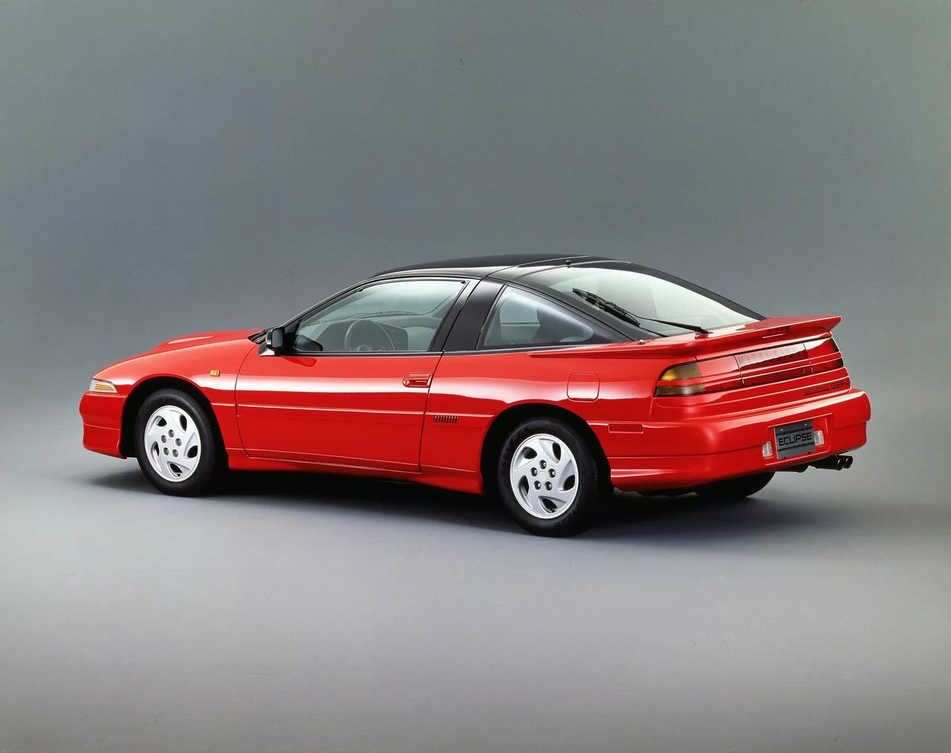 Mitsubishi_Eclipse_1_generation__Coupe__1.jpg