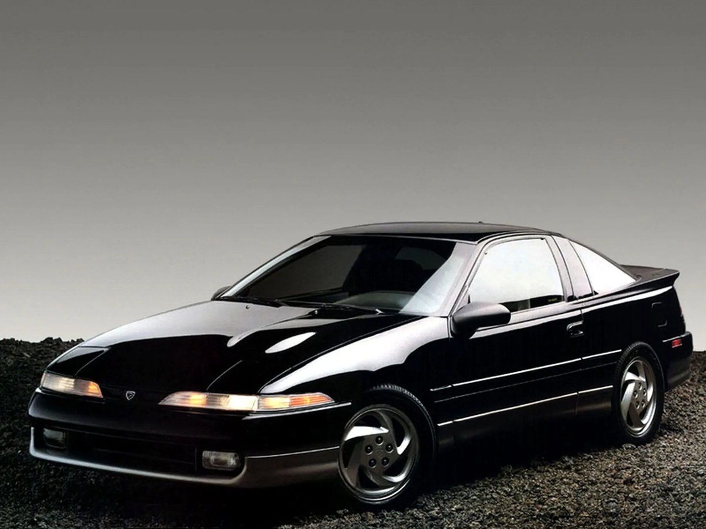 Eagle_Talon_1_generation__Coupe__4.jpg