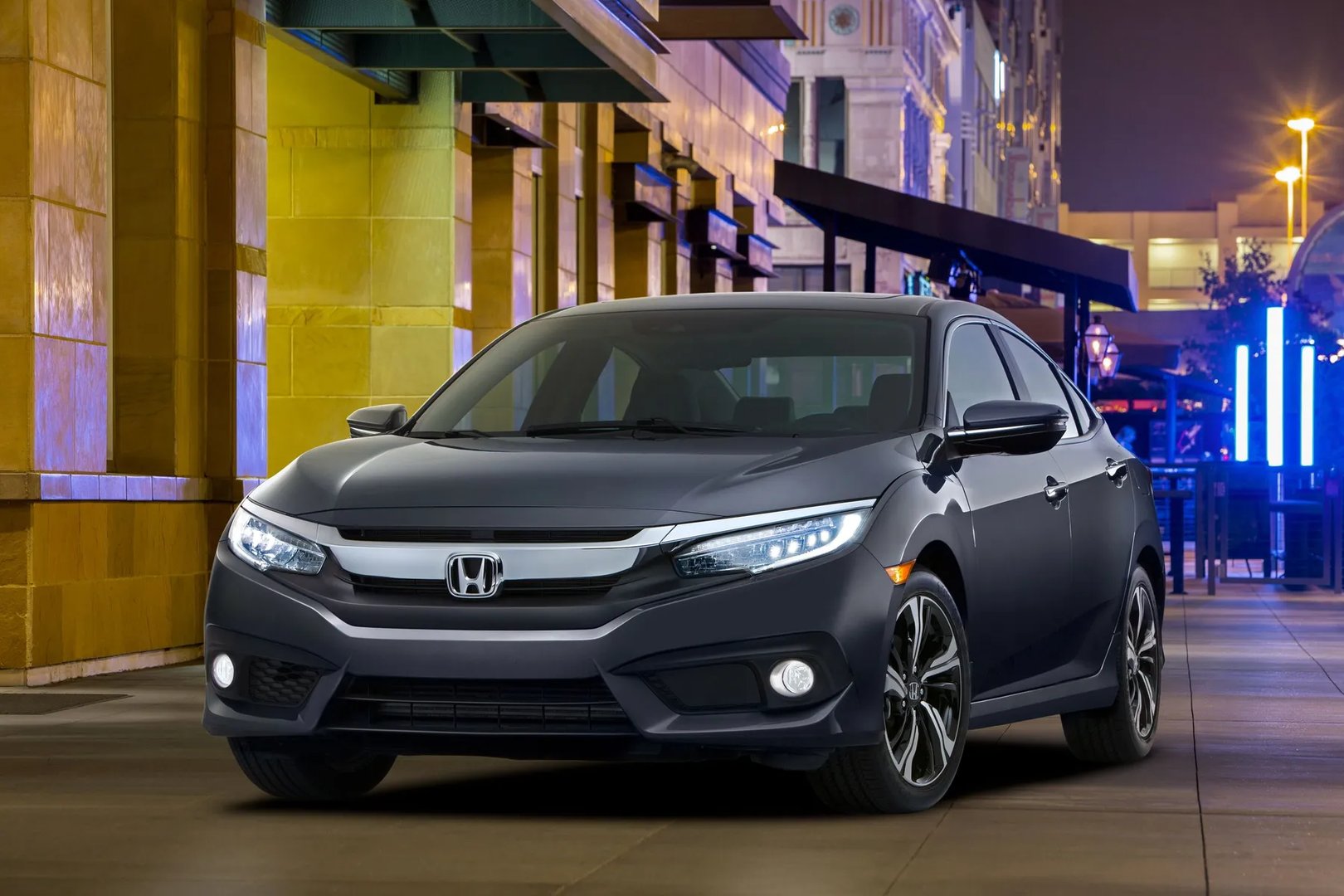 Honda_Civic_10_generation__Sedan__5.jpg
