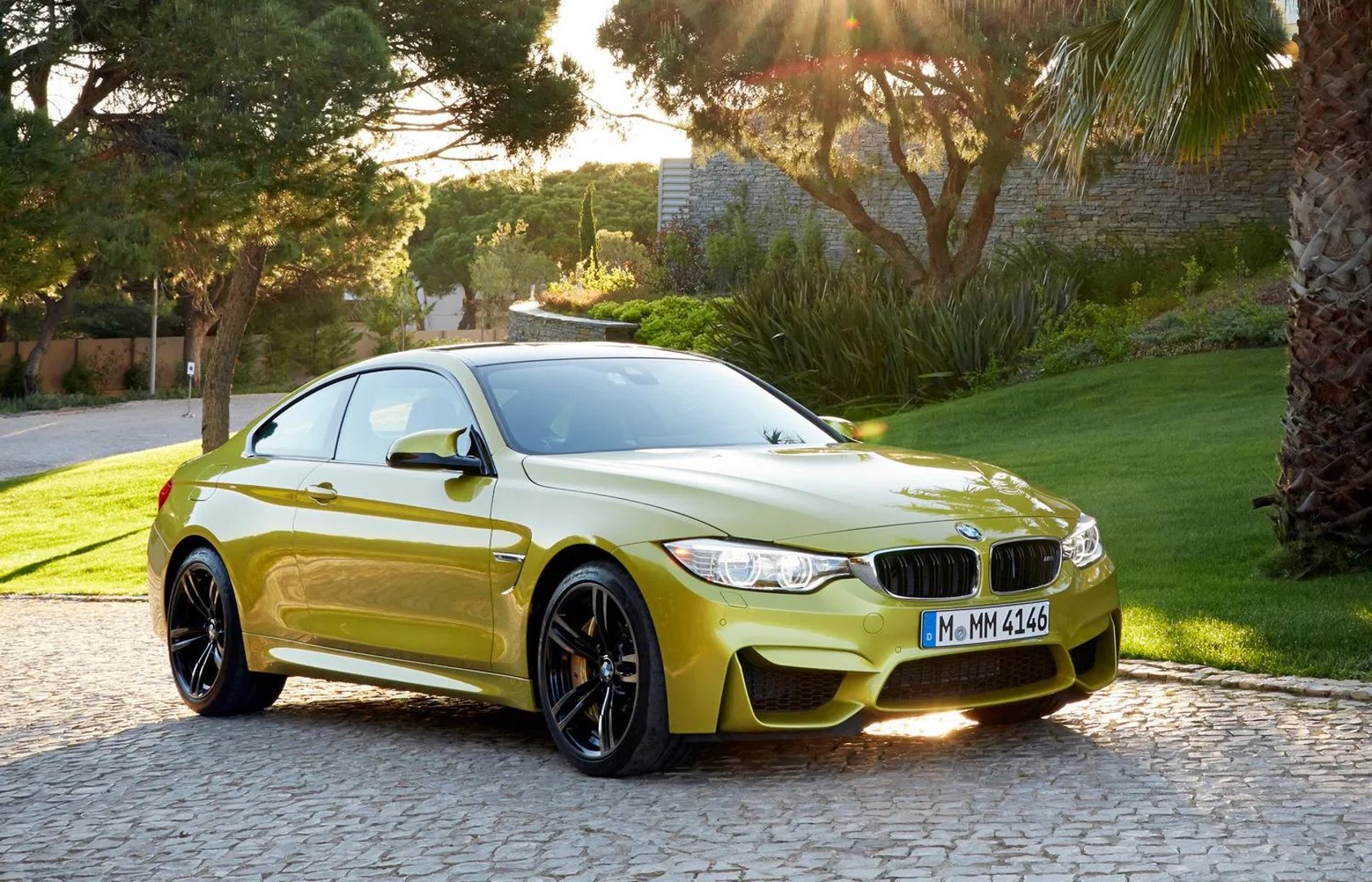 F82  Coupe