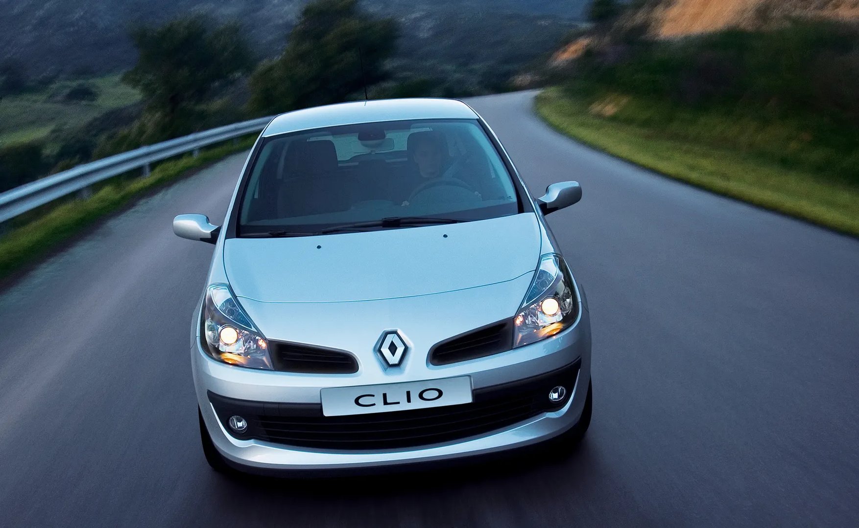 Renault_Clio_3_generation__Mini_3-doors__10.jpg