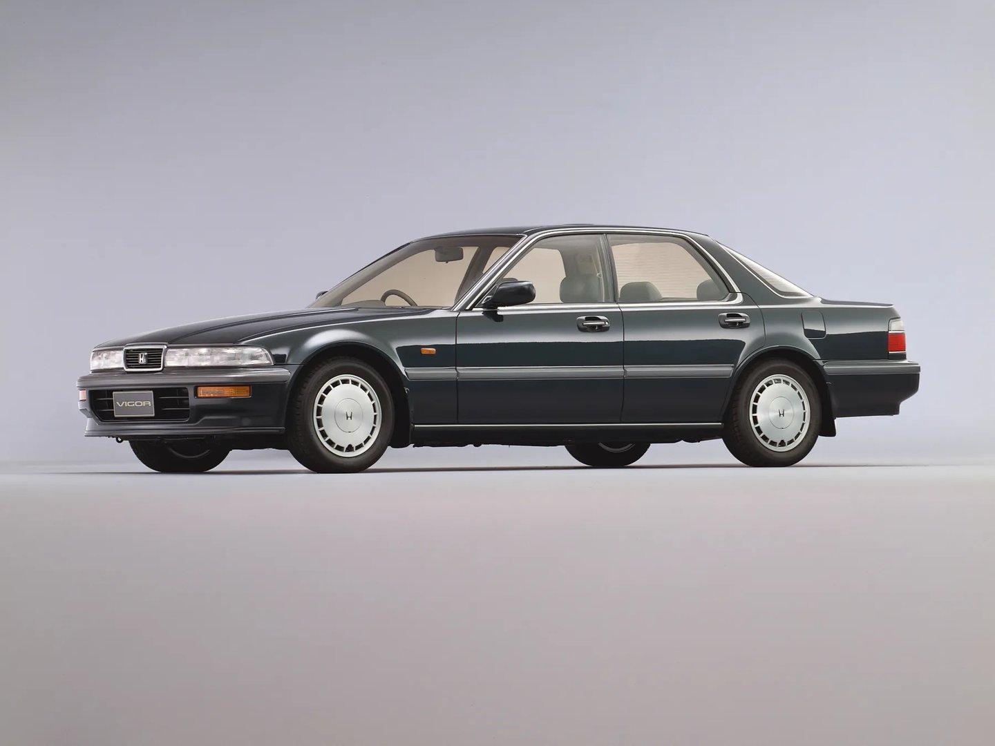 Honda_Vigor_3_generation__Sedan__5.jpg