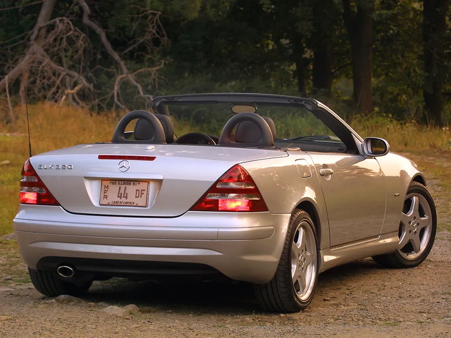 Mercedes_SLK-Class_1_generation_restyling__Roadster__8.jpg