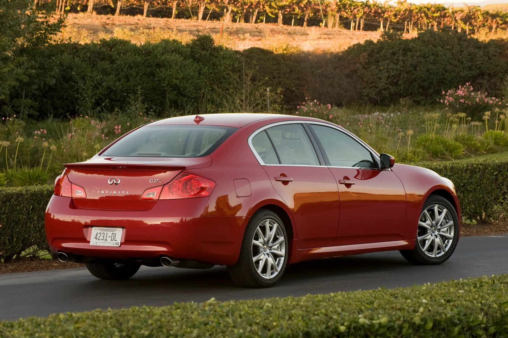 Infiniti_G_4_generation__Sedan__1.jpg