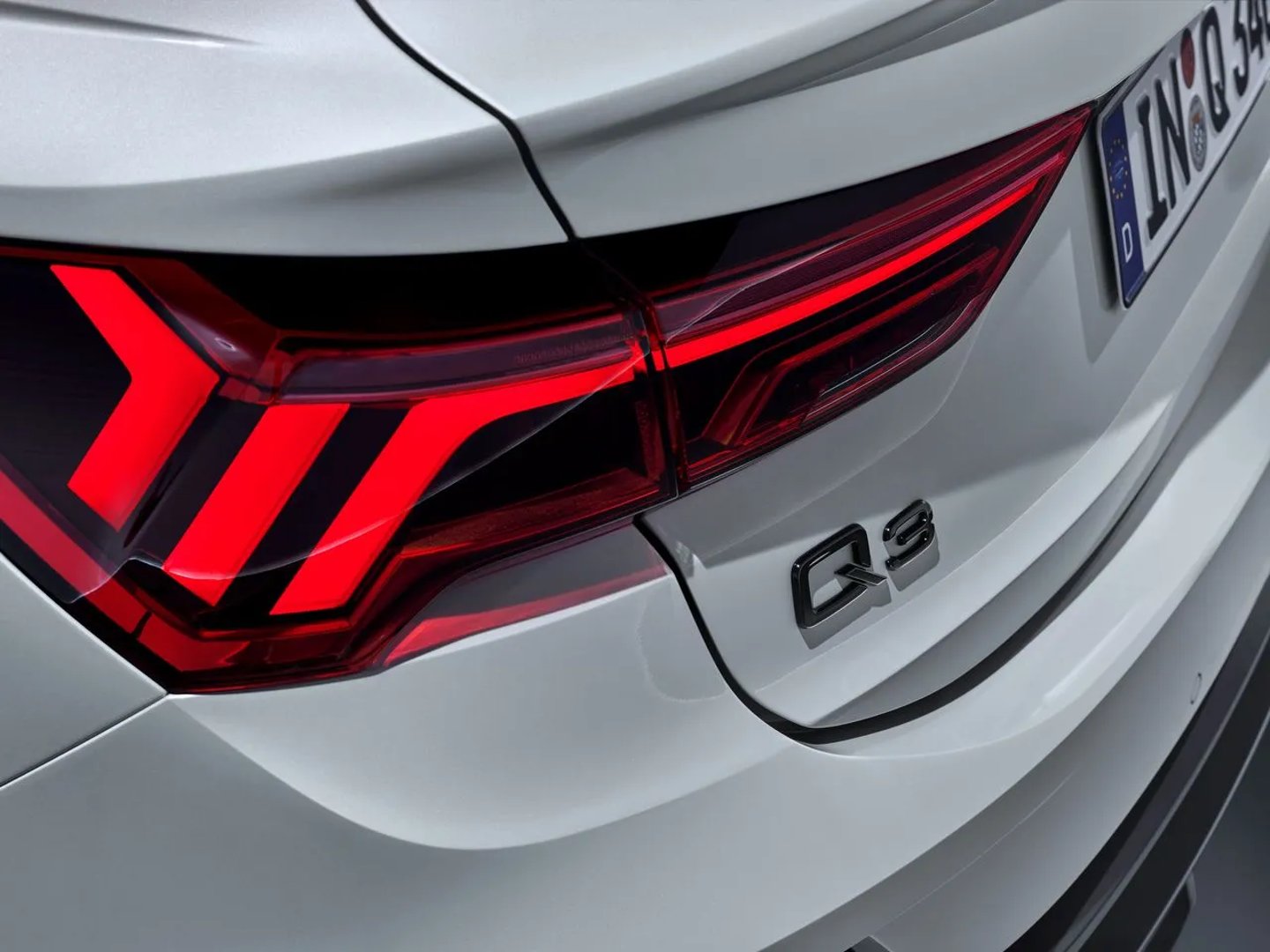 Audi_Q3_Sportback_1_generation__SUV_Coupe__7.jpg