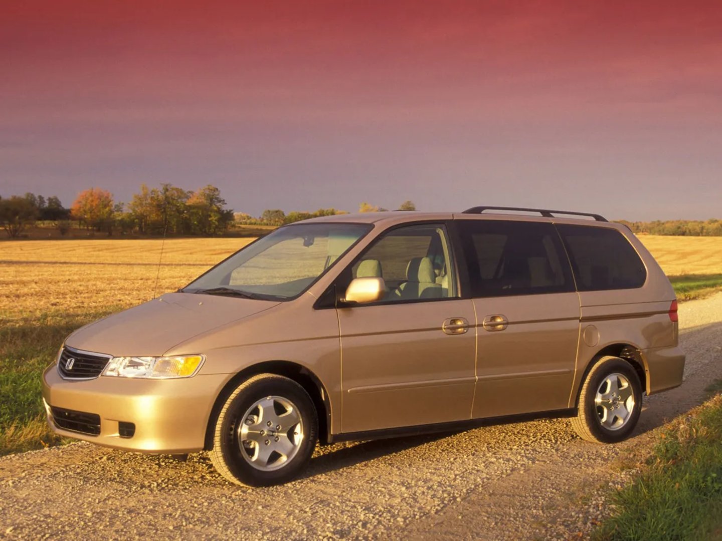Honda_Odyssey_(USA)_2_generation__Minivan__8.jpg