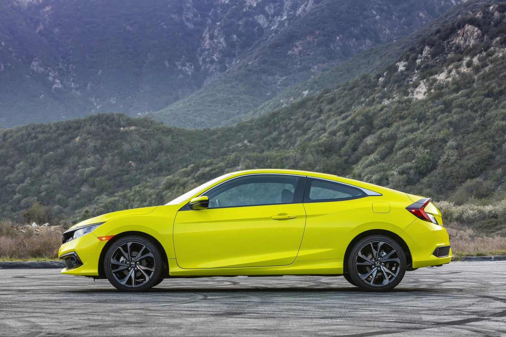 Honda_Civic_10_generation_restyling__Coupe__4.jpg