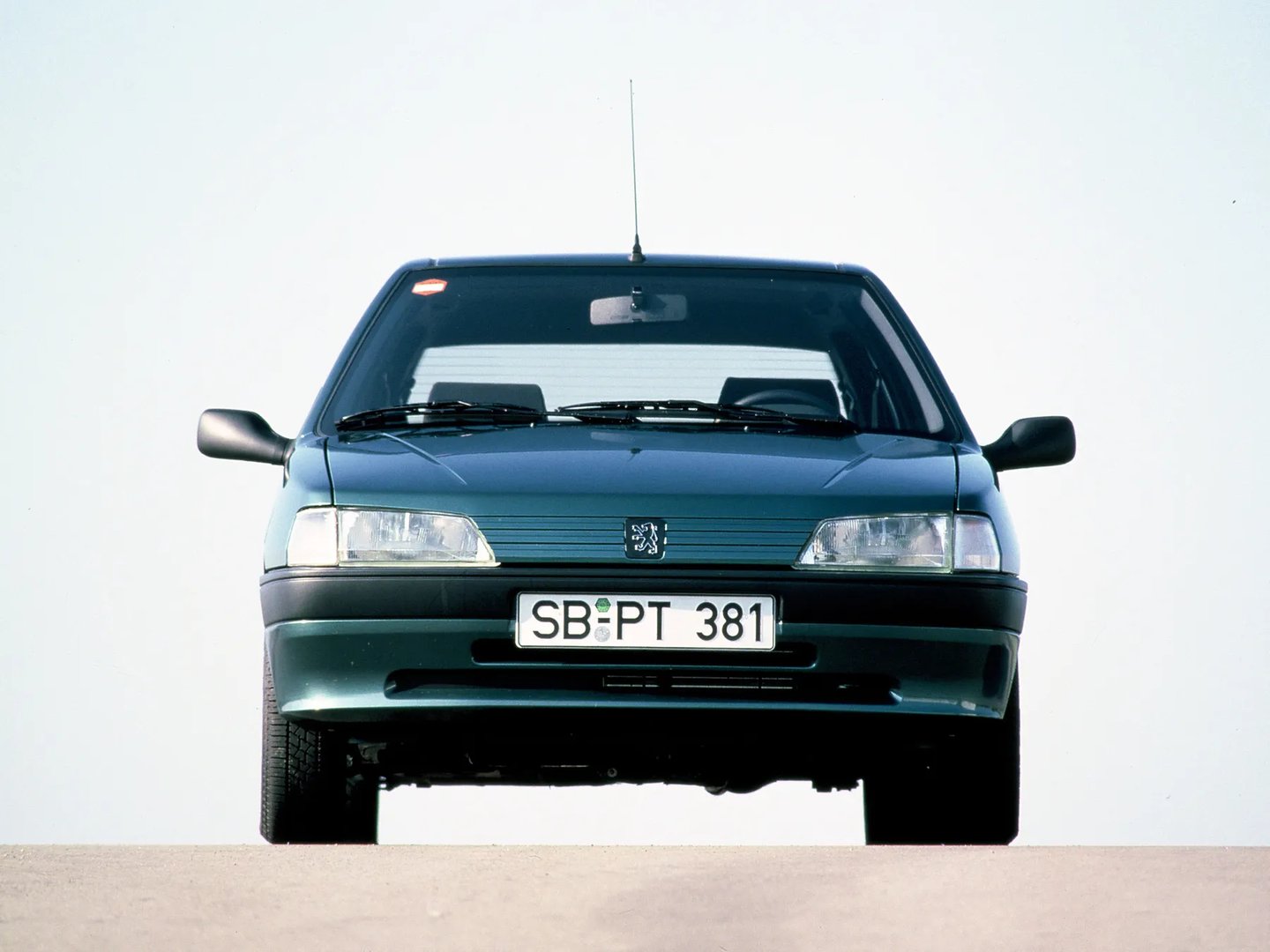 Peugeot_106_1_generation__Mini_3-doors__5.jpg