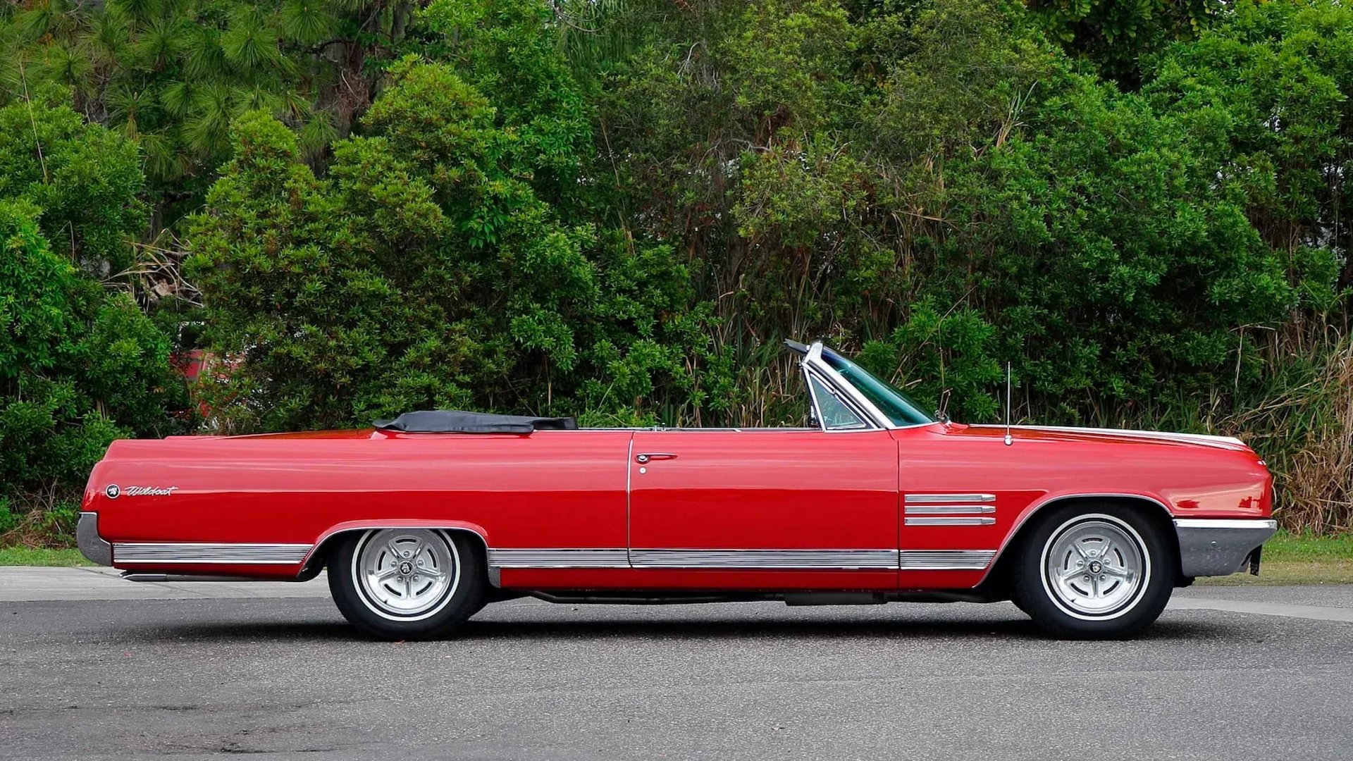 Buick_Wildcat_1_generation__Cabrio__4.jpg