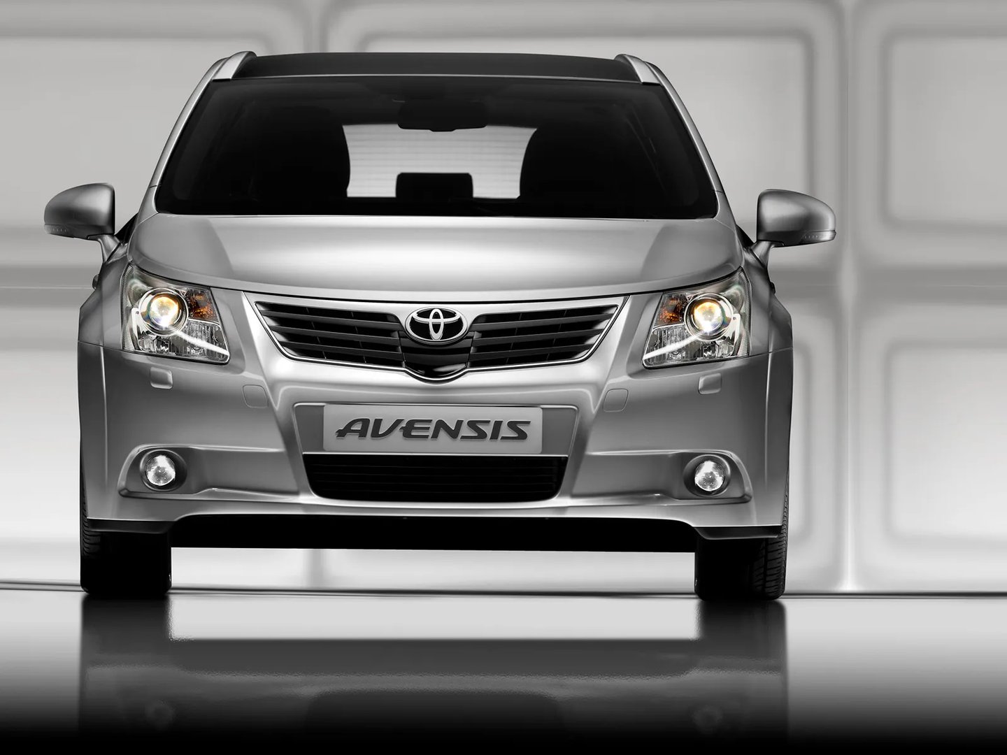 Toyota_Avensis_3_generation__Estate_5-door__10.jpg