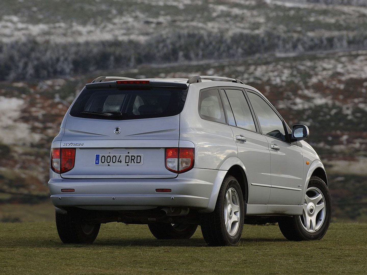 ssangyong_Kyron_1_generation__SUV_5-doors__18.jpg