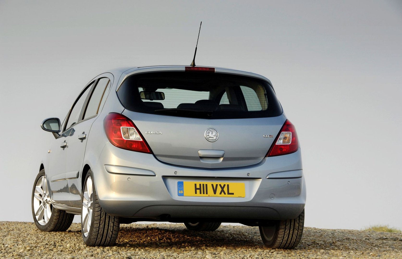 vauxhall_Corsa_4_generation__Mini_5-doors__4.jpg