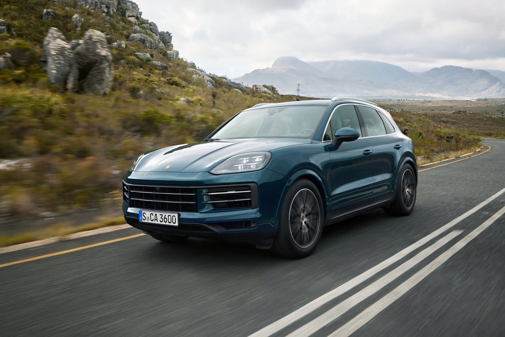Porsche_Cayenne_3_generation_restyling__SUV_5-doors__8.jpg