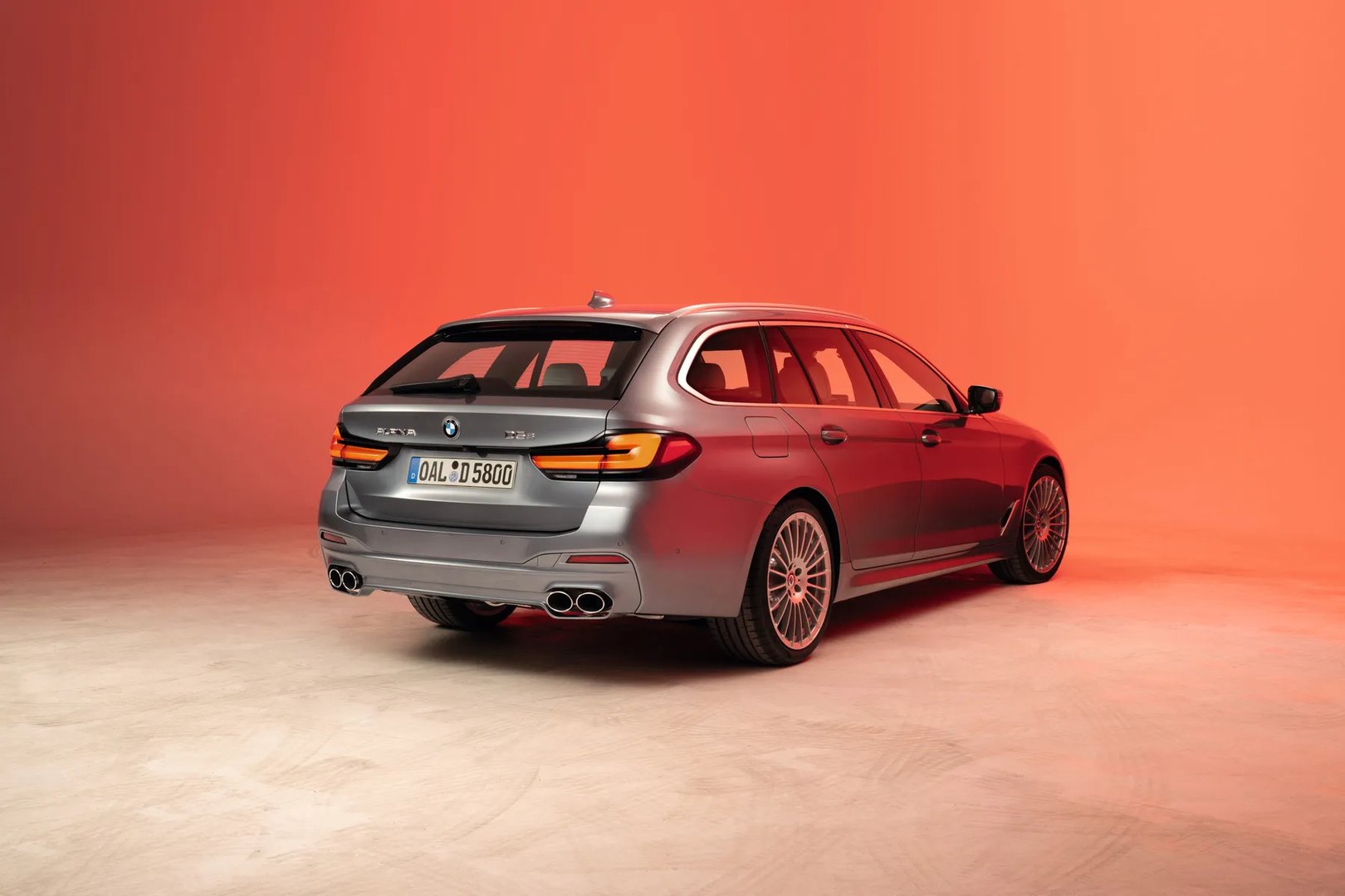 Alpina_D5_2_generation_restyling__Estate_5-door__2.jpg