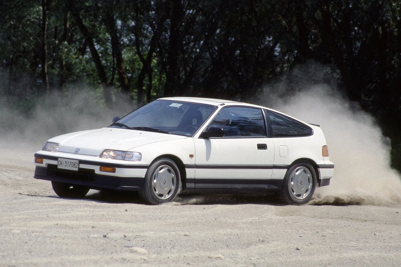 Honda_CR-X_2_generation__Coupe__7.jpg