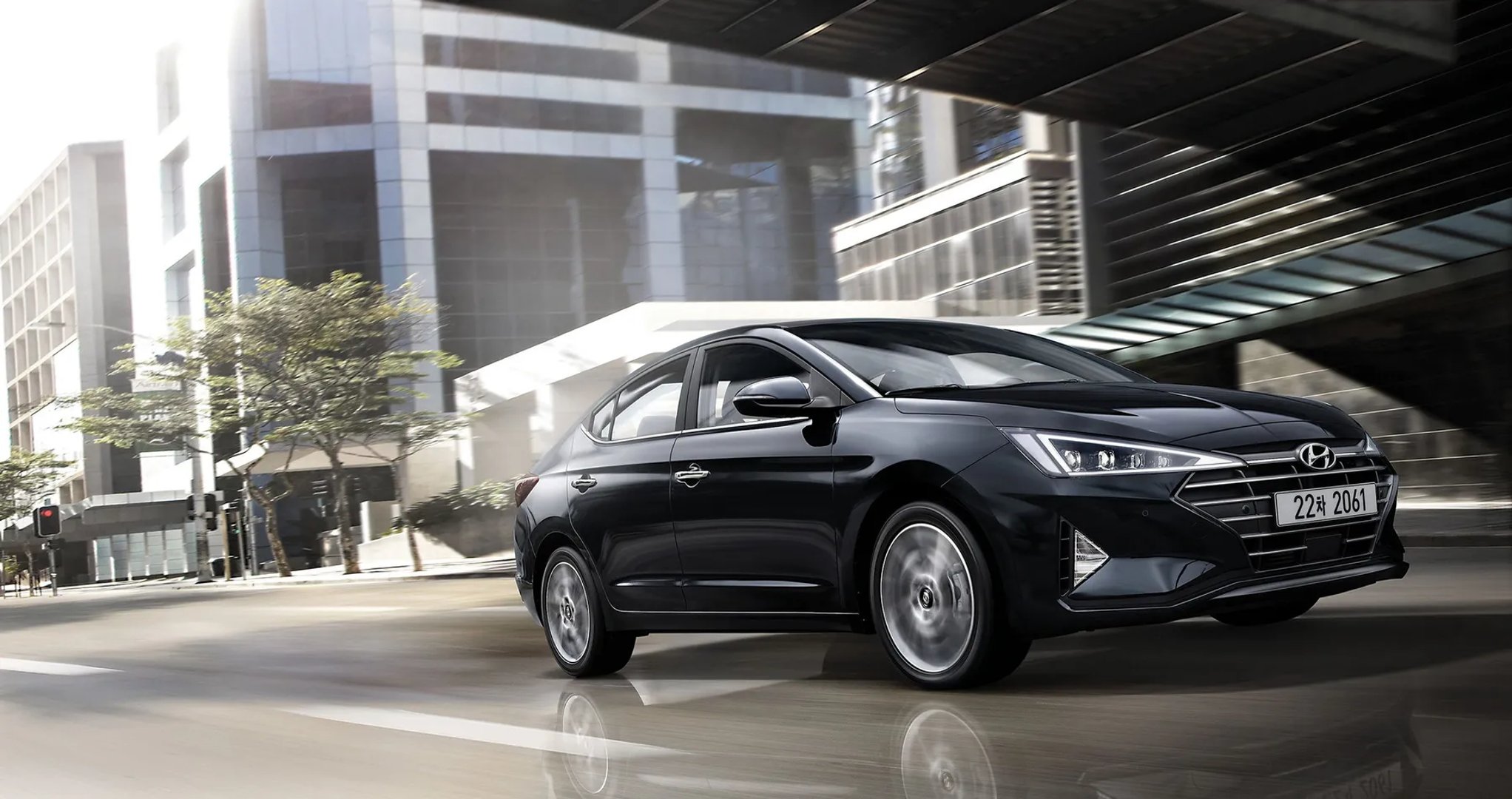 Hyundai_Avante_6_generation_restyling__Sedan__1.jpg