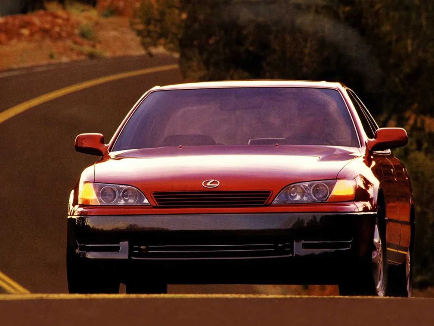 Lexus_ES_2_generation__Sedan__7.jpg