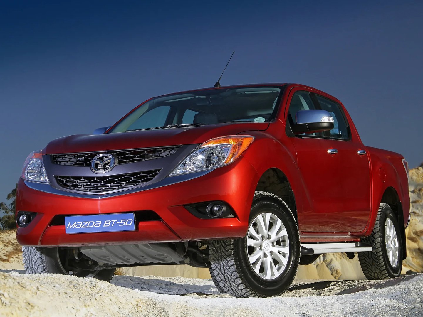 Mazda_BT-50_2_generation__Pickup_double-cab__4.jpg