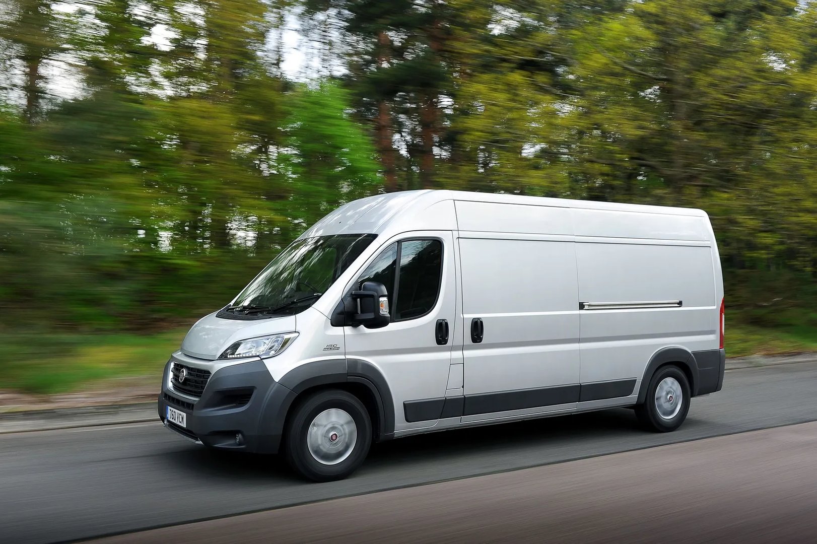 Fiat_Ducato_3_generation_restyling_1__Van_Long__6.jpg