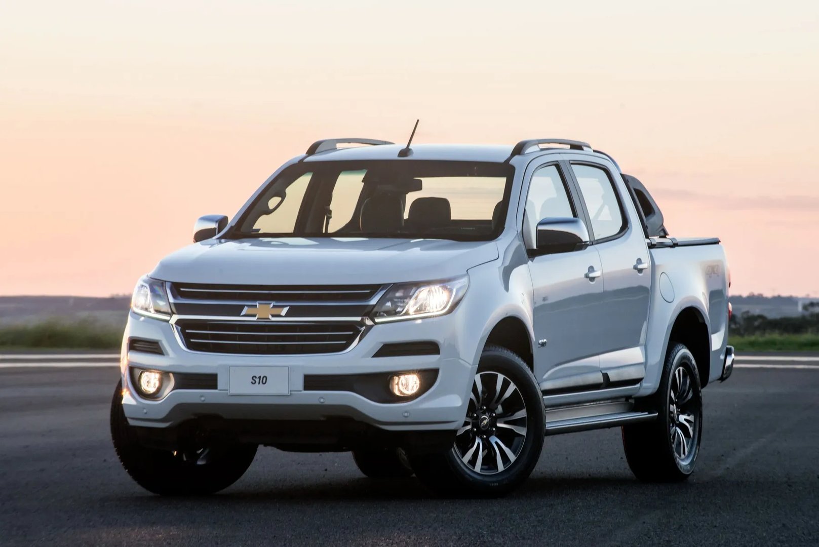 Chevrolet S-10 Pickup 3 generation, restyling  Pickup double-cab