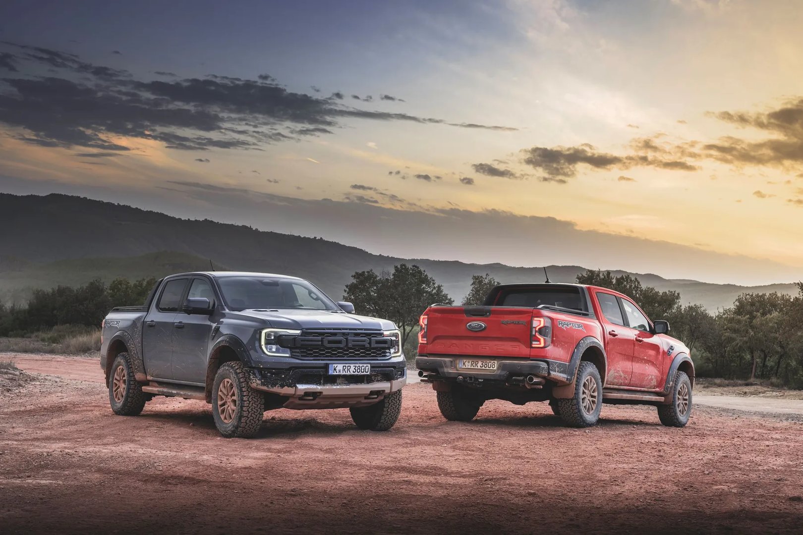 Ford_Ranger_Raptor_4_generation__Pickup_double-cab__12.jpg