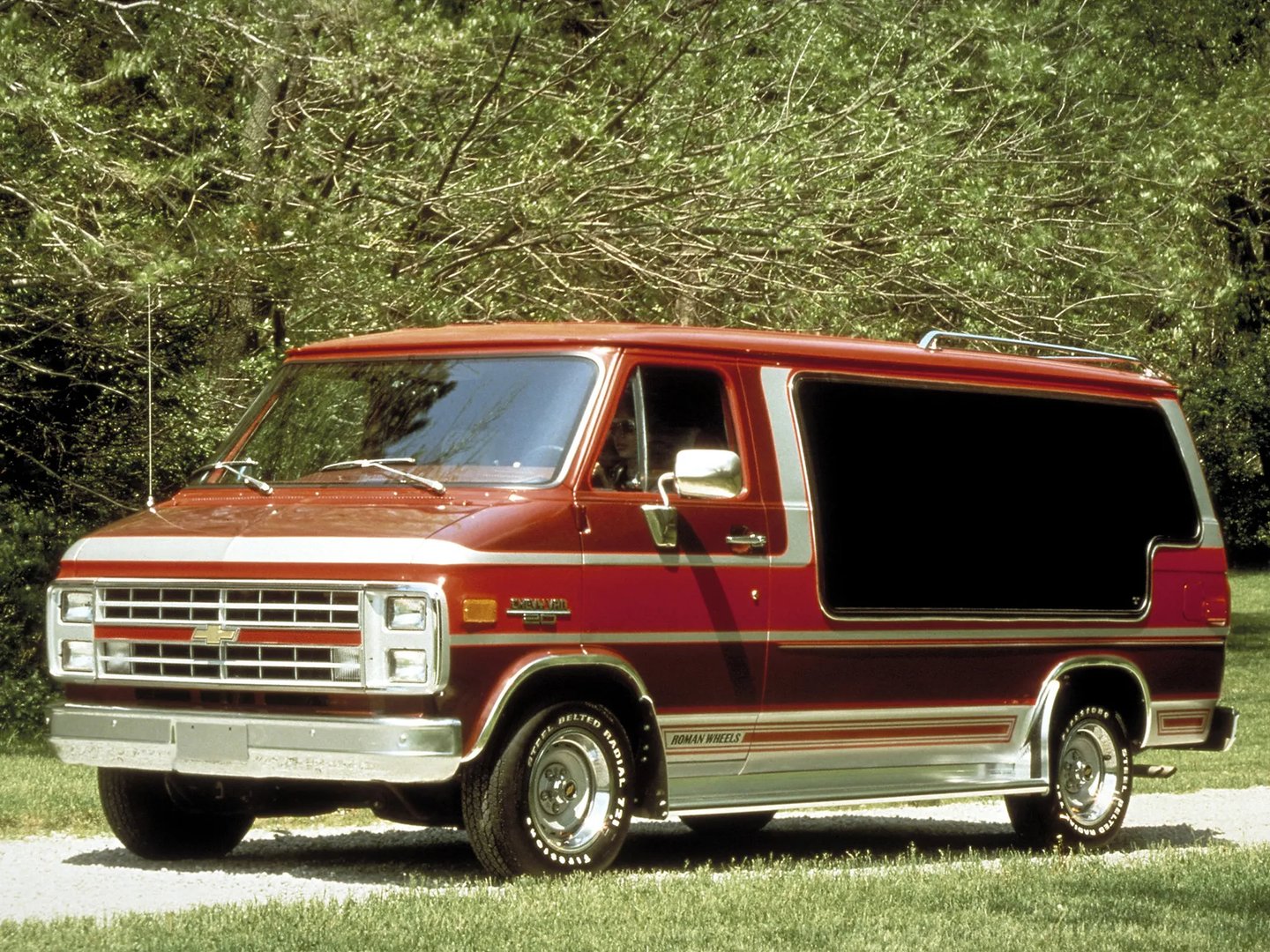 Chevrolet_Van_1_generation__Minivan__3.jpg