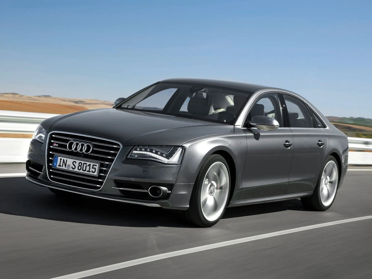 Audi_S8_3_generation__Sedan__1.jpg