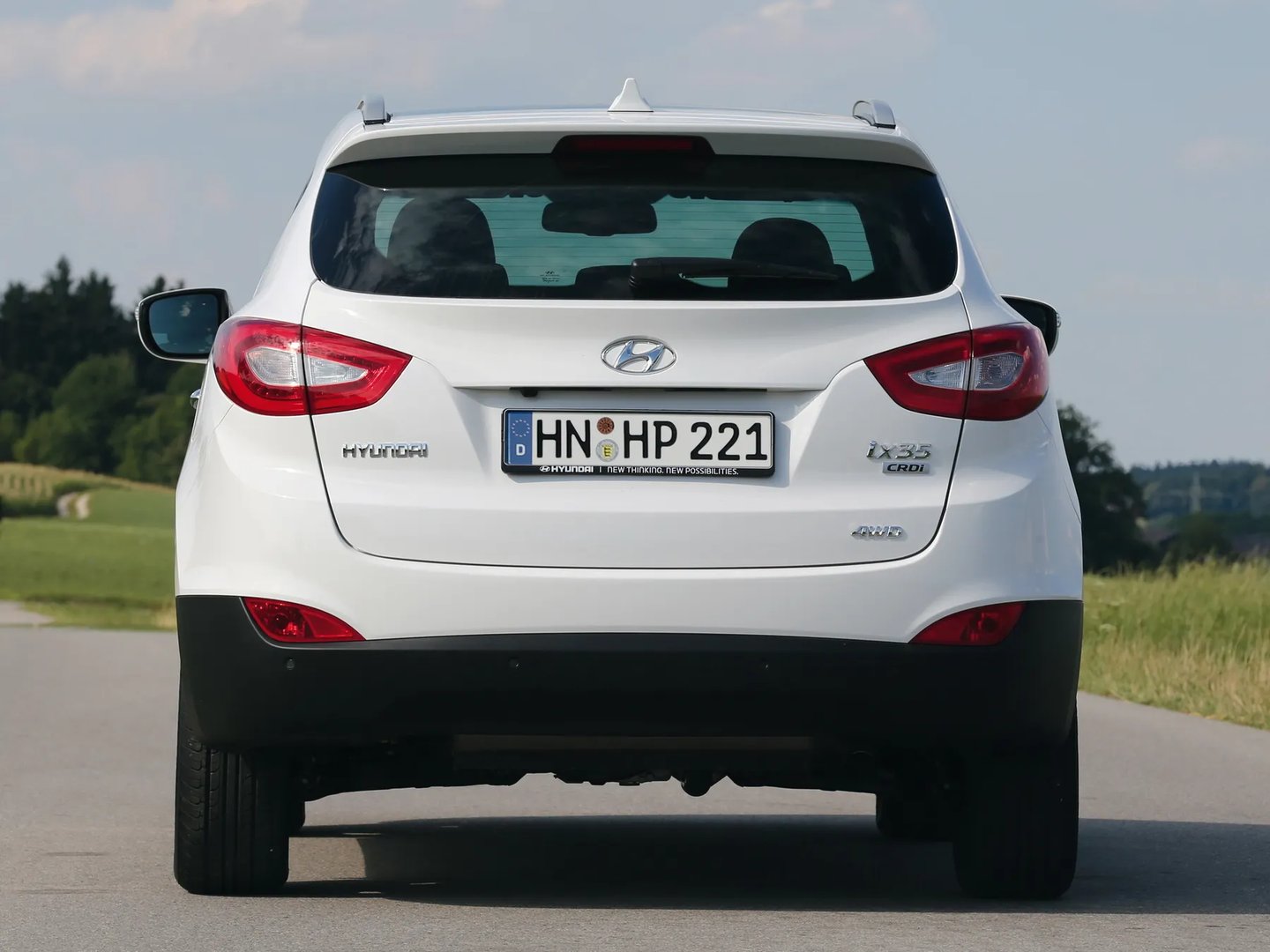 Hyundai_ix35_2_generation_restyling__SUV_5-doors__9.jpg