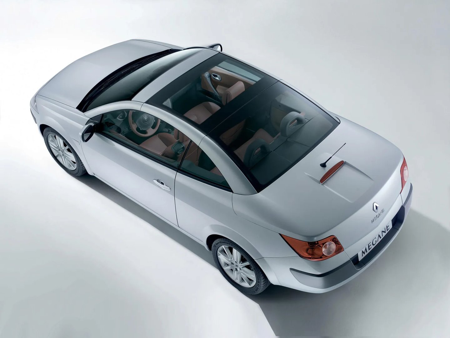Renault_Megane_2_generation__Cabrio__3.jpg