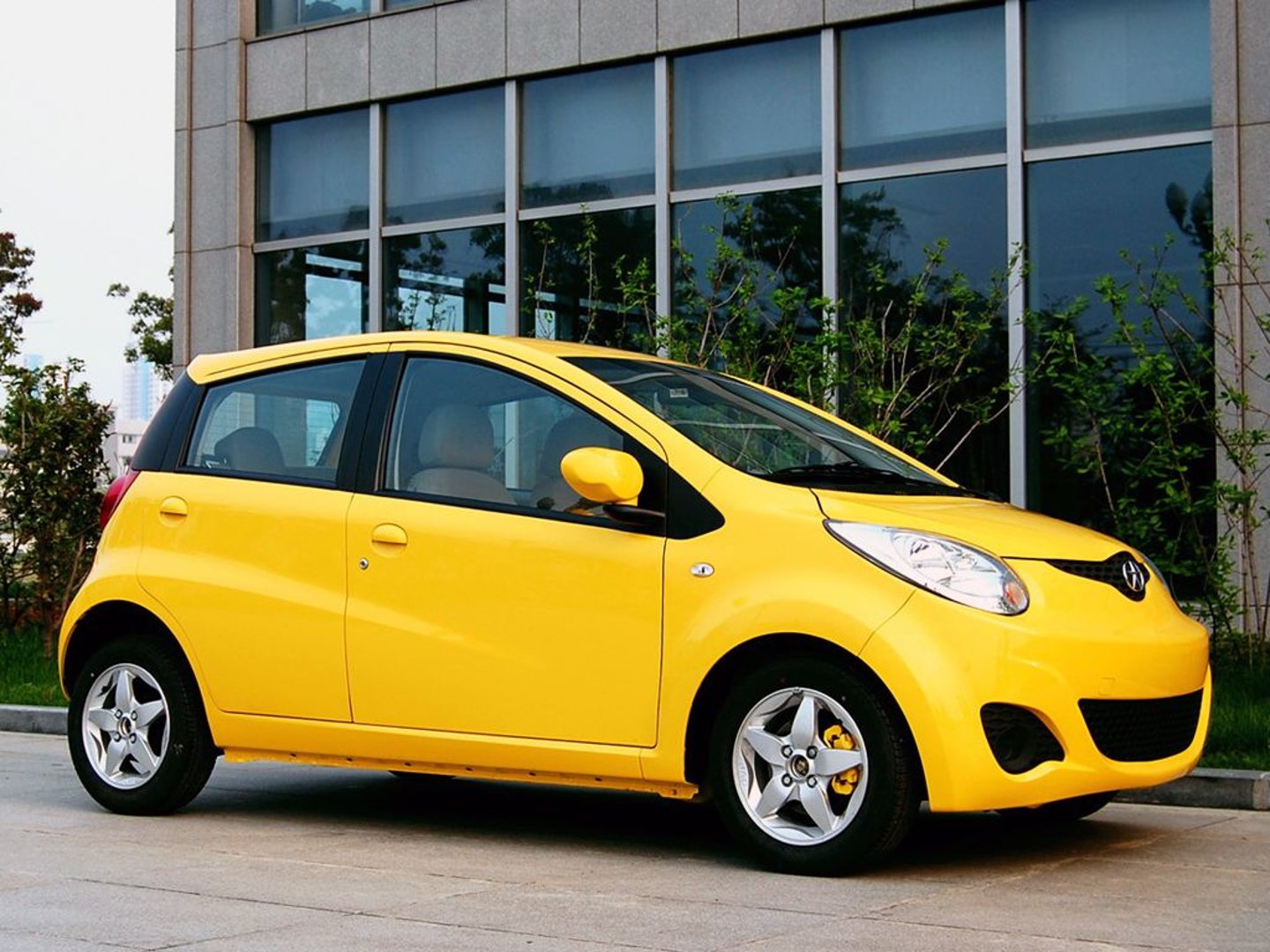 jac_J2_(Yueyue)_1_generation__Mini_5-doors__1.jpg