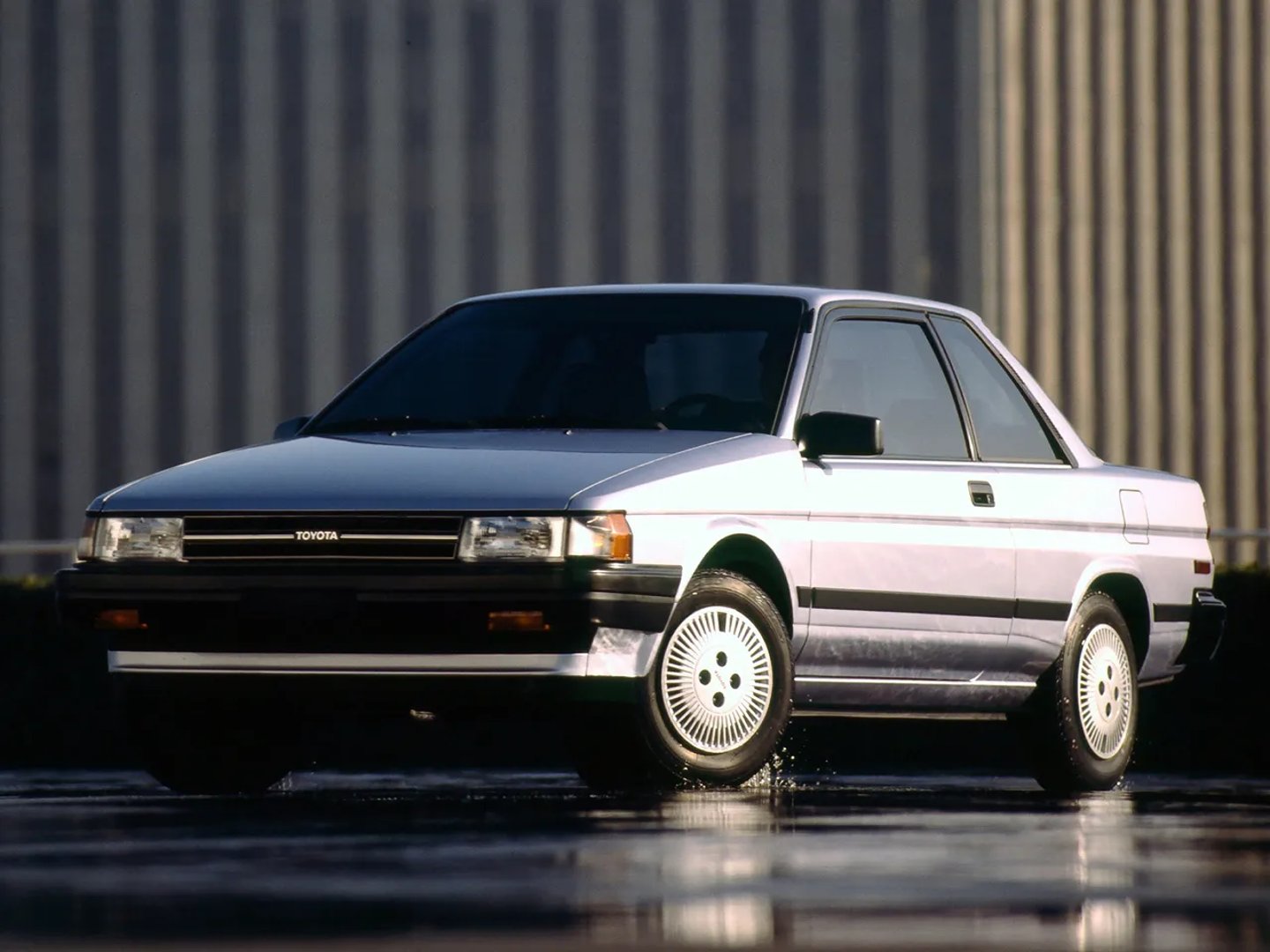 Toyota_Tercel_3_generation__Coupe__2.jpg