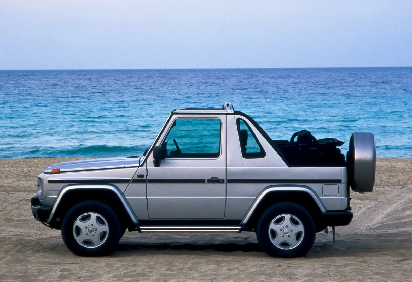 Mercedes_G-Class_2_generation_restyling__SUV_cabriolet__8.jpg