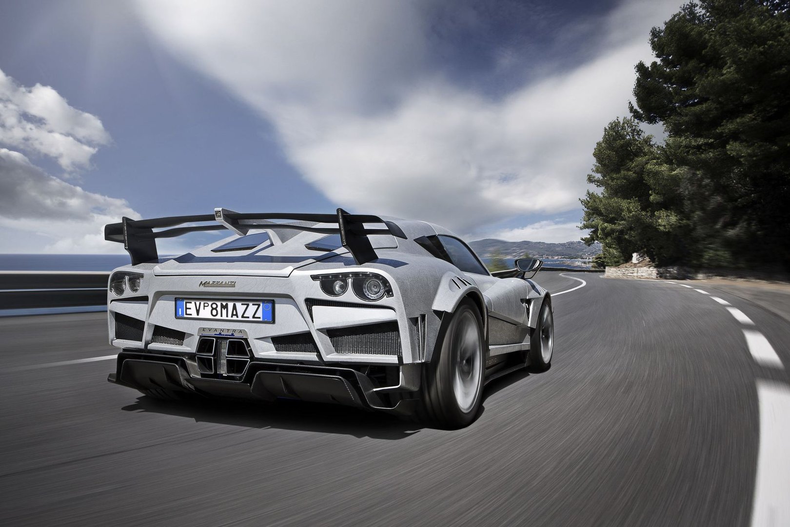 mazzanti_Evantra_Millecavalli_1_generation__Coupe__8.jpg