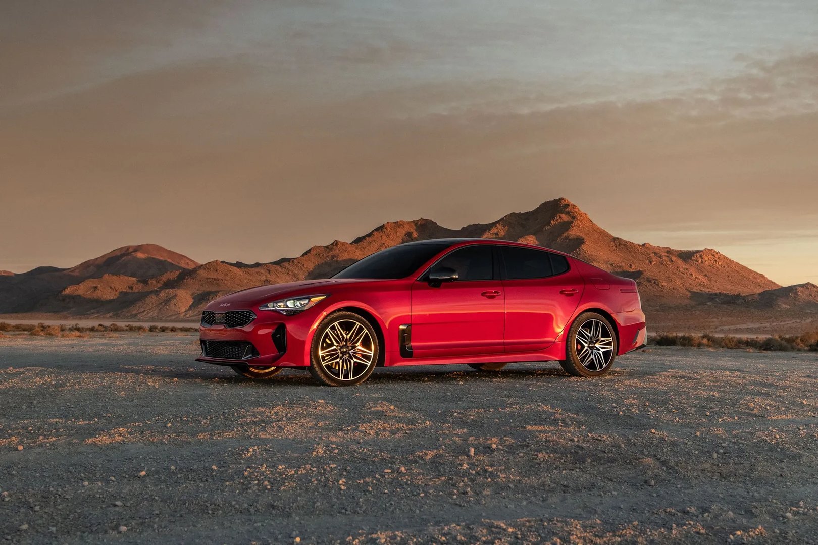 Kia_Stinger_1_generation_restyling_1__Liftback__7.jpg