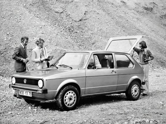 Volkswagen_Golf_1_generation__Hatchback_3-door__2.jpg