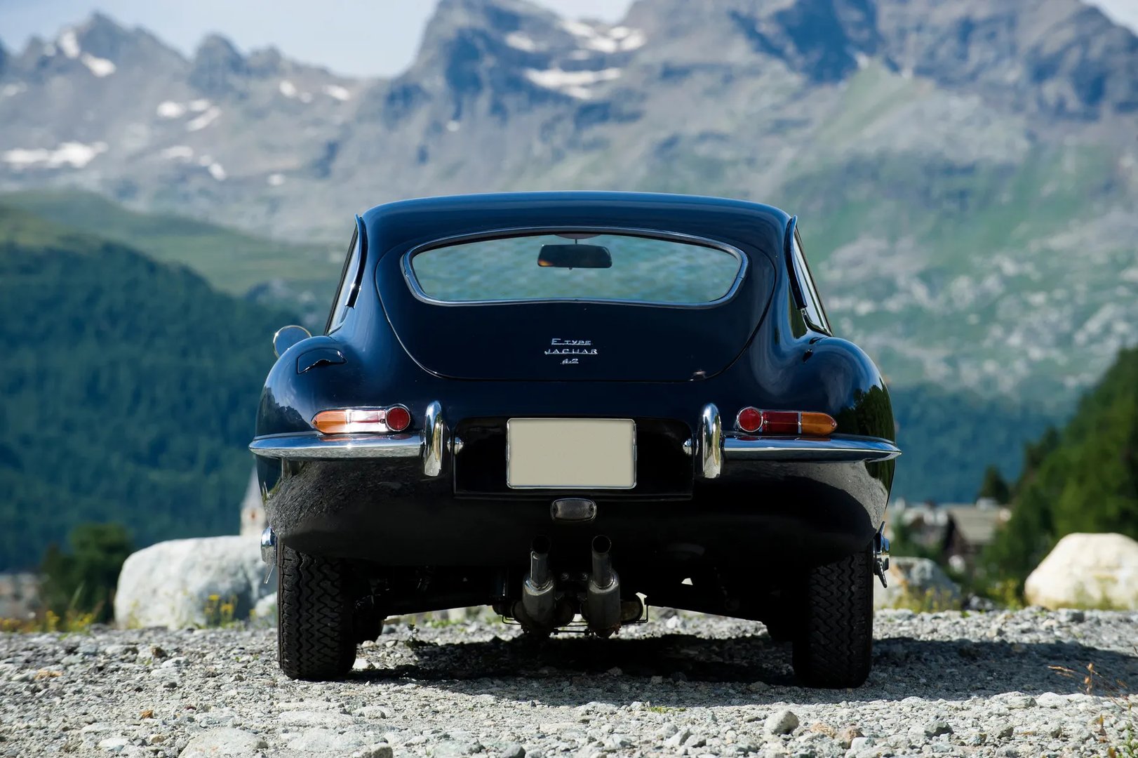 Jaguar_E-type_1_generation__Coupe__6.jpg